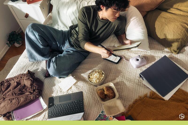 Waarom multitasken tijdens het studeren je punten kost (en wat wél werkt) - Re-Mind