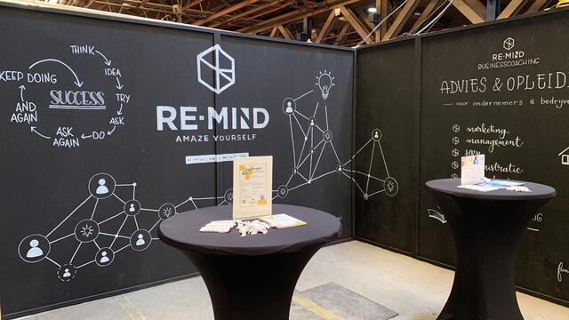 Beursstand Re-Mind