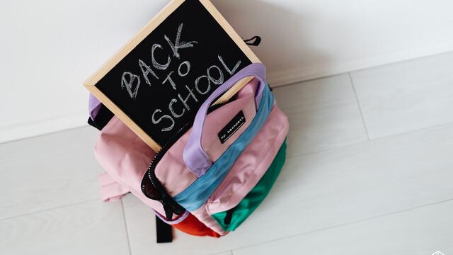Een schoolwissel op komst? Zo geef je je kind een sterke start - Re-Mind